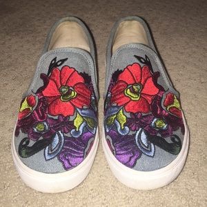 Steve Madden floral sneakers size 6.5